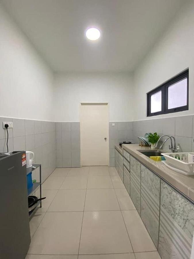 Bunga Homestay Sea View Kuala Terengganu Esterno foto